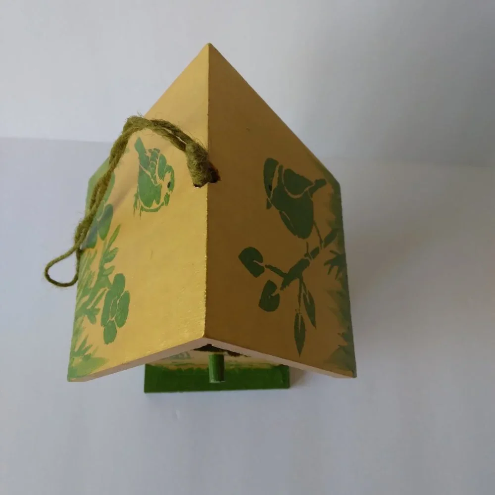 Cida's bird house